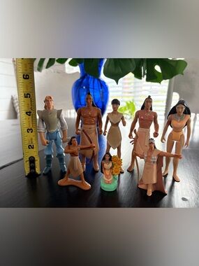 Vintage Disney Pocahontas and Friends Figurine Lot — Multicolor